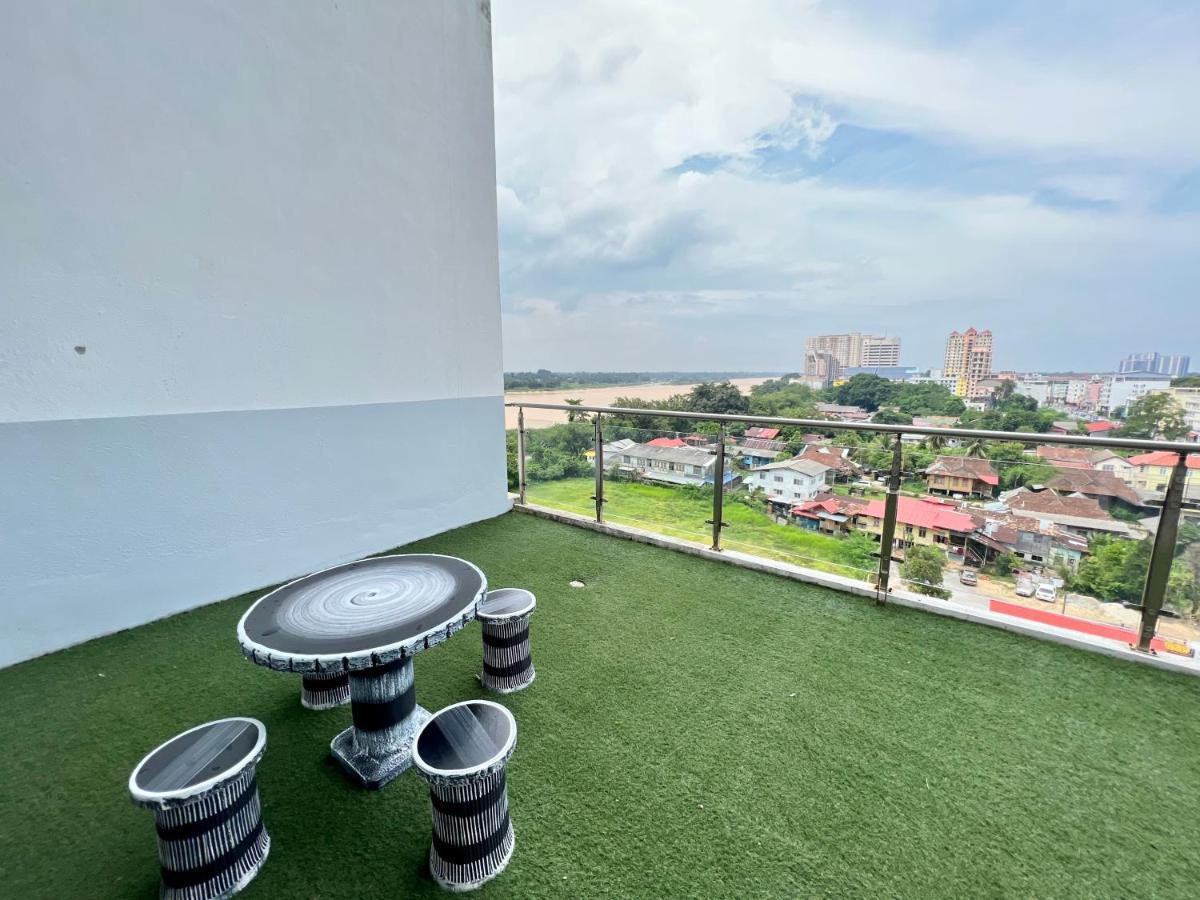 Riverview 8Pax 2Br In Kbtown Ps4, Netflix A-1-12 Kota Bharu Exterior photo