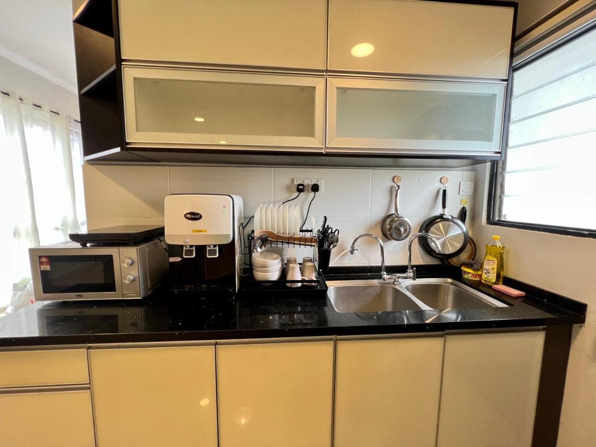 Riverview 8Pax 2Br In Kbtown Ps4, Netflix A-1-12 Kota Bharu Exterior photo